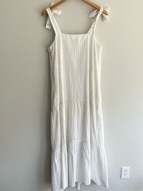 Merlette Long Off White Eyelet Shoulder TiesTiered Lined Dress Medium